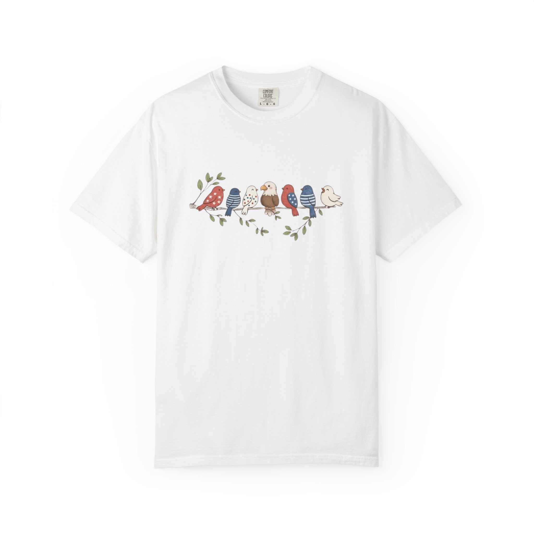 Patriotic Birds Shirt, 4th of July Bird Tee, Vintage Americana Dove Graphic Shirt, Red White Blue Star Print Tee, Independence Day Gift