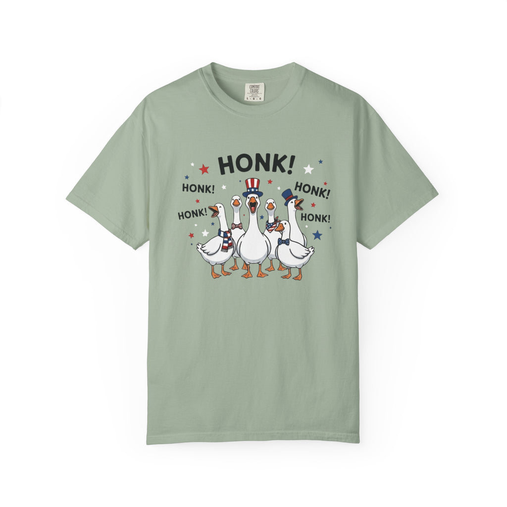 July 4th Shirt, Funny Patriotic Geese Tee, Cute Honk Goose Graphic T-Shirt, Retro Americana Independence Day Gift for Her
