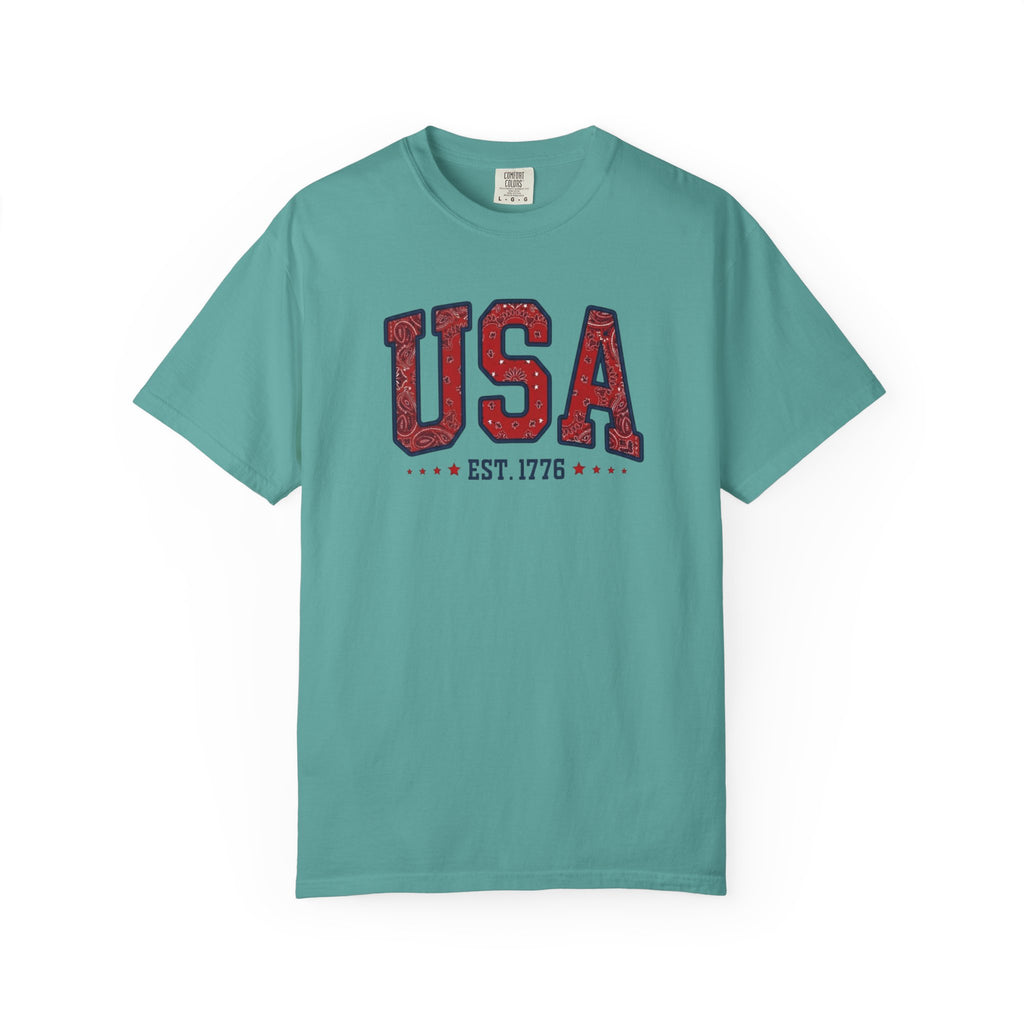 Vintage Patriotic American Bandana Print USA T-Shirt, Independence Day Unisex Red White Blue 1776 Graphic Tee