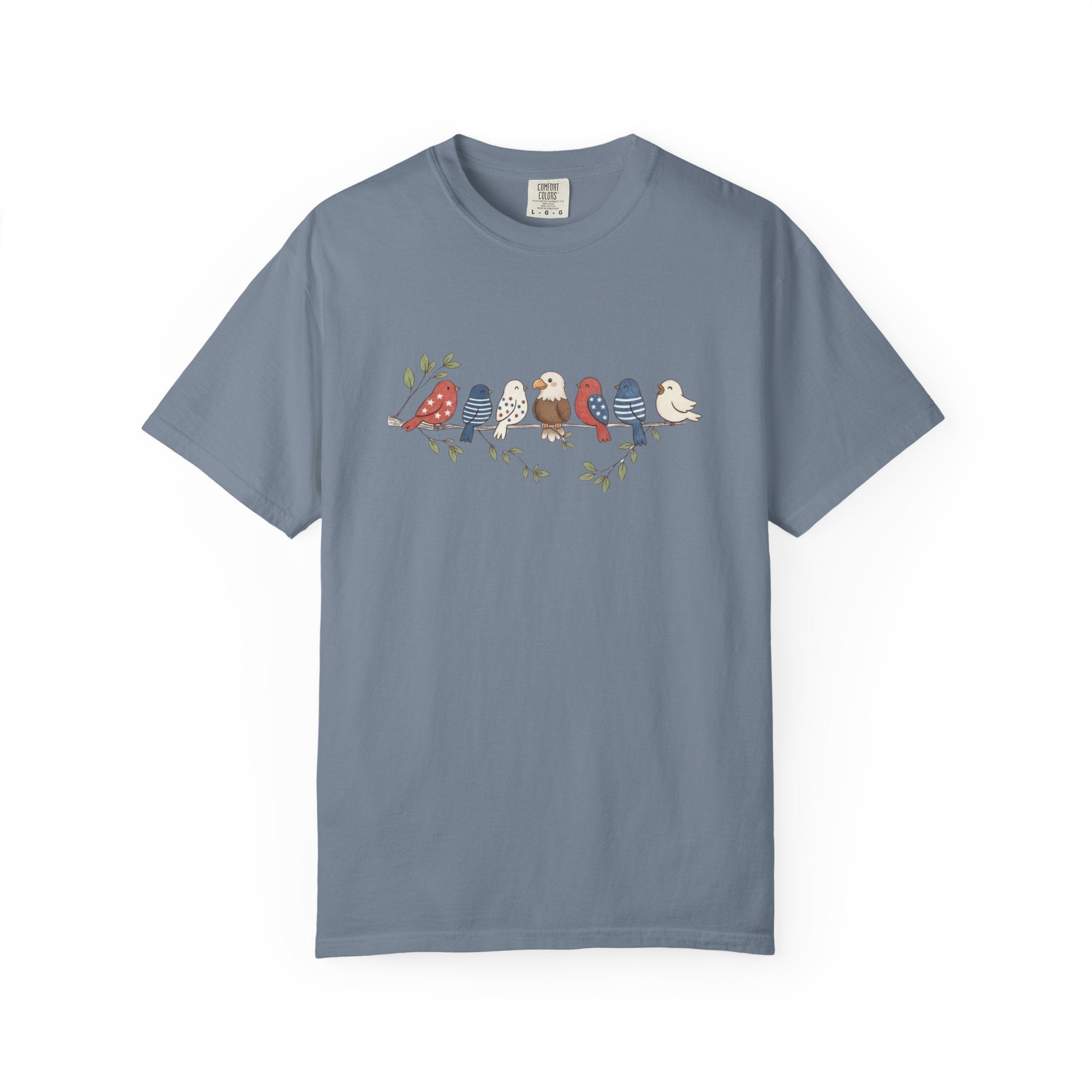 Patriotic Birds Shirt, 4th of July Bird Tee, Vintage Americana Dove Graphic Shirt, Red White Blue Star Print Tee, Independence Day Gift