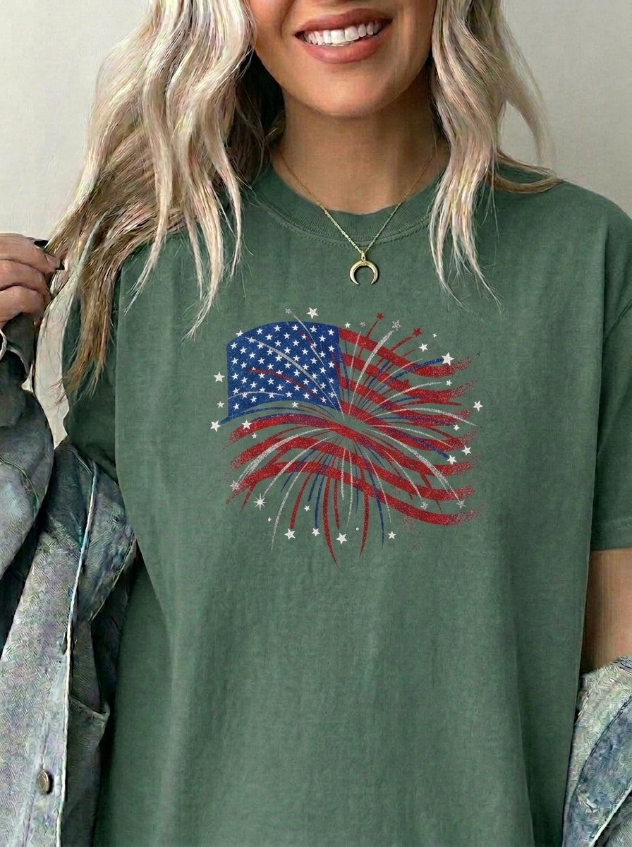 Vintage Patriotic American Flag Fireworks T-Shirt, Independence Day Unisex Red White Blue Graphic Tee