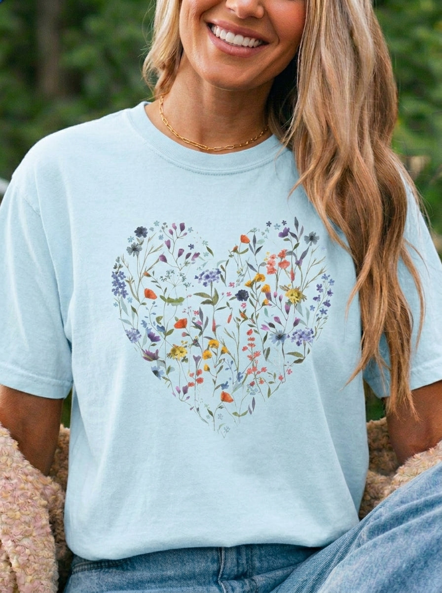 Wildflower Heart Shirt, Vintage Floral Comfort Colors Tee, Boho Cottagecore Botanical T-Shirt, Nature Lover Gift for Her, Women Garden Tee