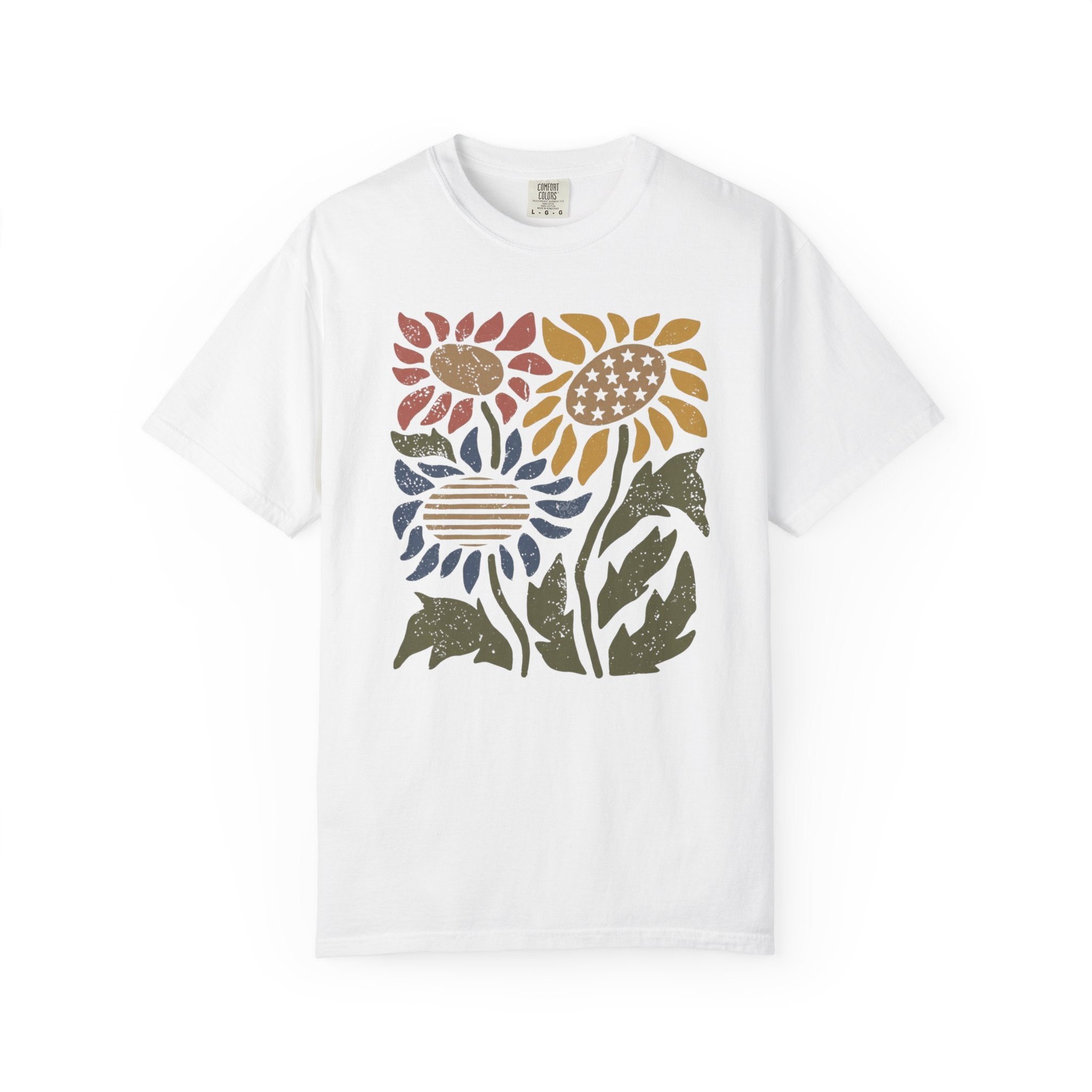 Retro Block-Print Patriotic Sunflowers t-shirt in White