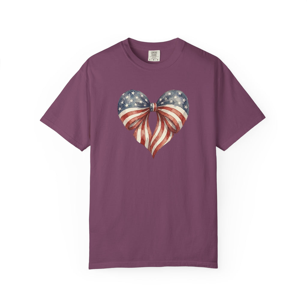 Vintage Patriotic Bow Ribbon Heart t-shirt in Berry