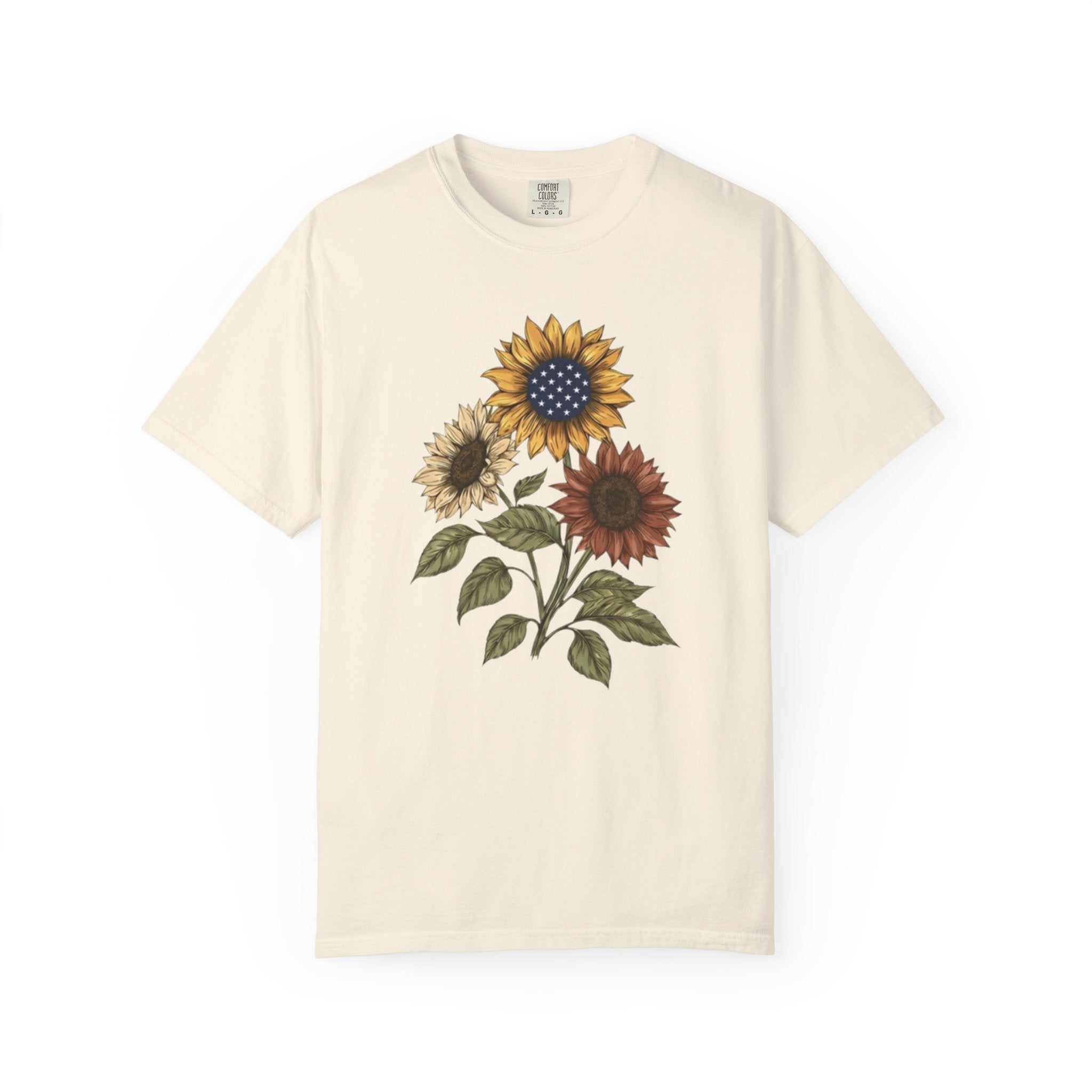Vintage Patriotic Sunflower Bouquet t-shirt in Ivory